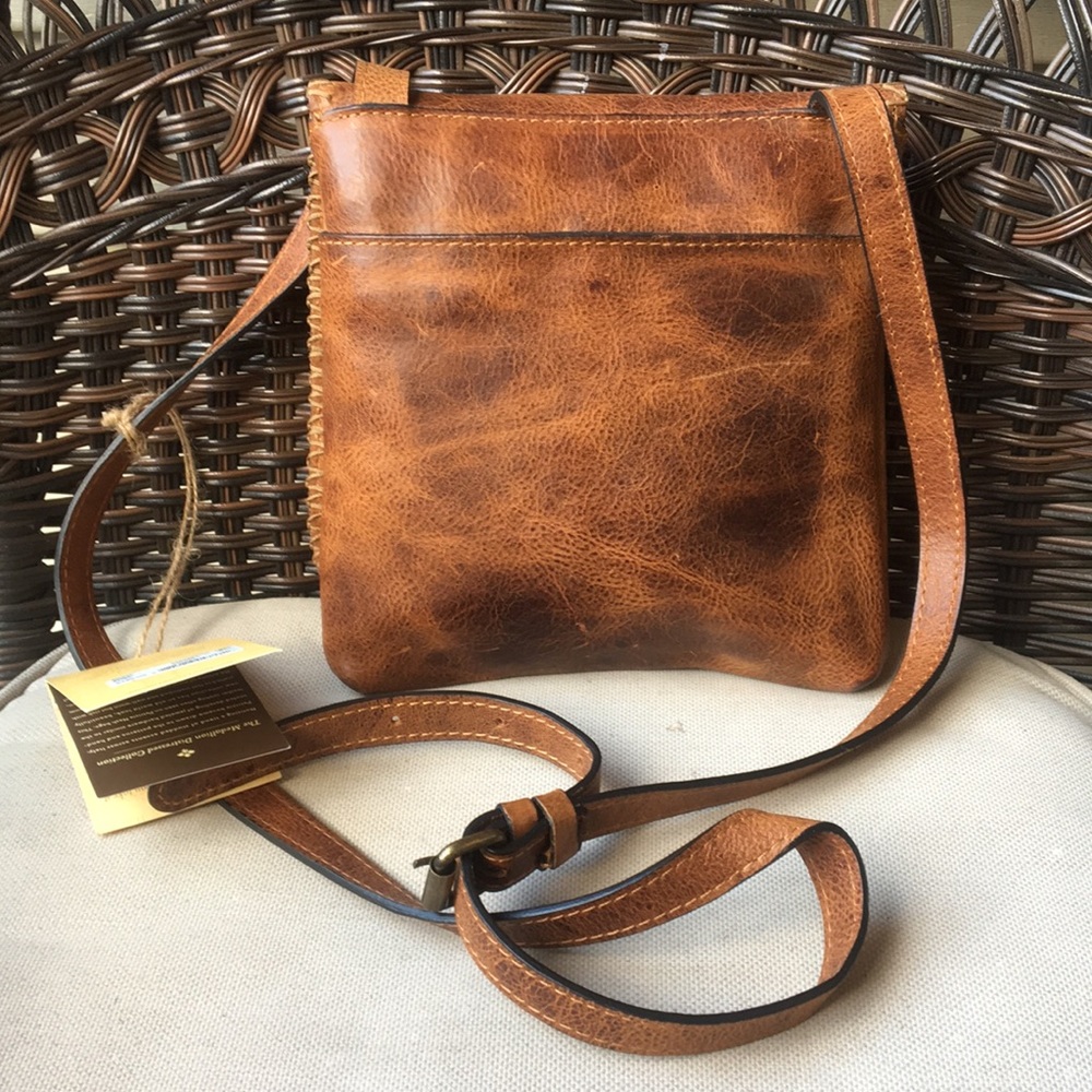 Patricia Nash Medallion Crossbody - Picture 6 of 12